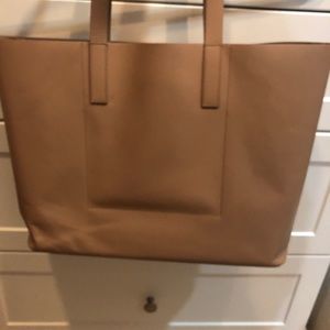 Everlane tan market tote.